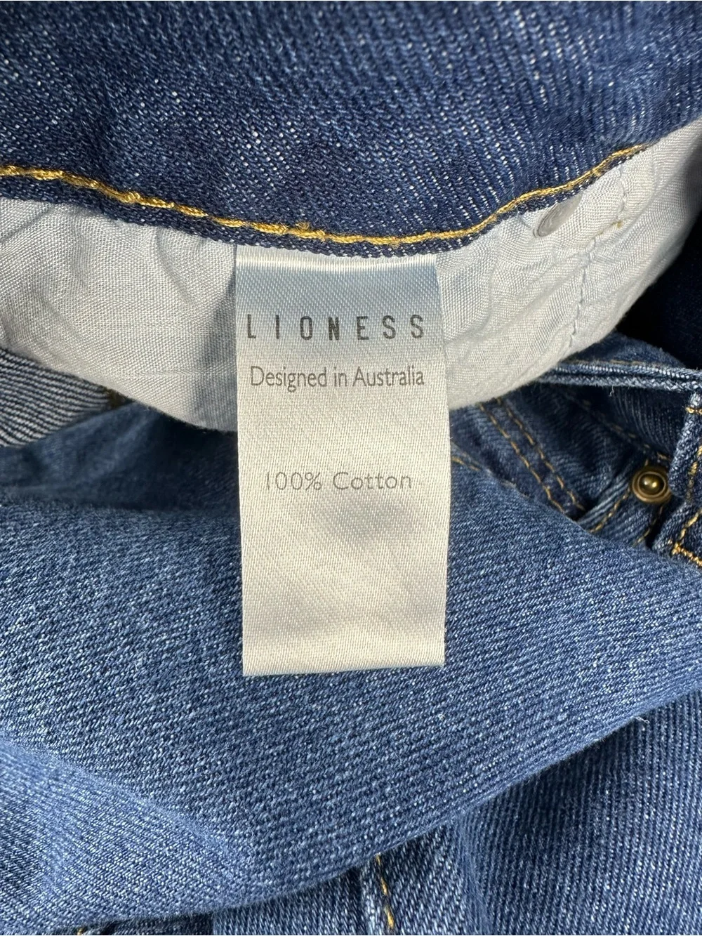 Lioness High Rise Wide Leg Jeans Dark Wash 100% Cotton Size S.